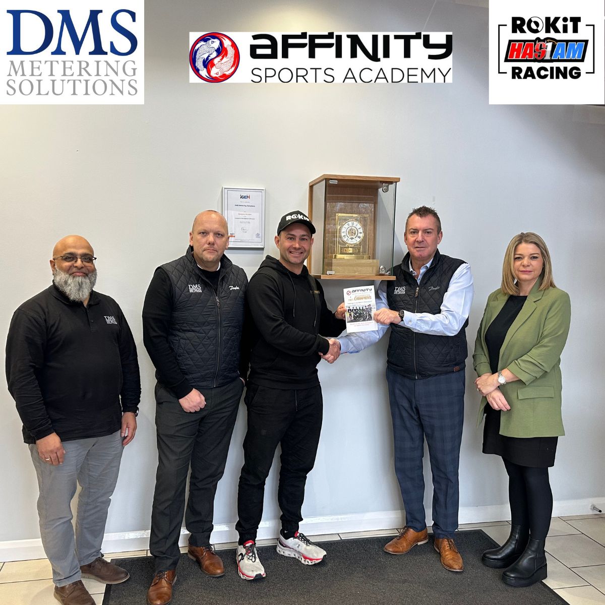 25121715593407377.jpg 25121715593407377.jpg